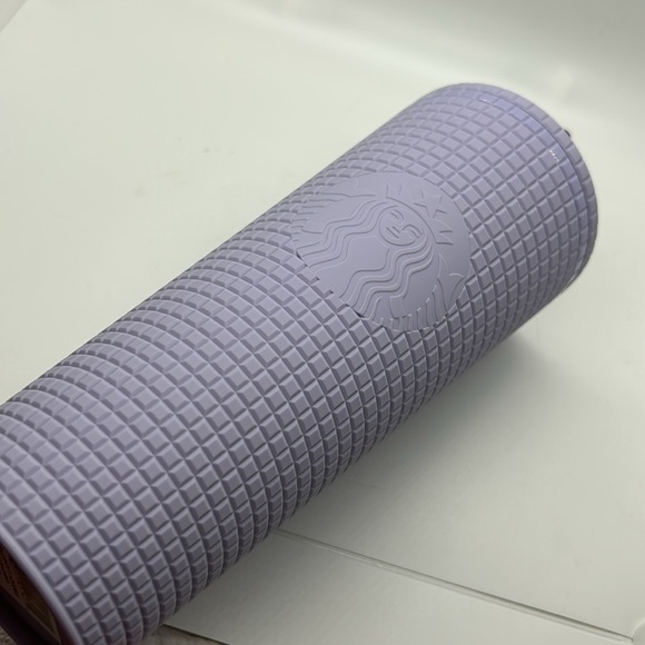 Starbucks Valentine's Day 2021 Purple Matte Studded Diamond Grid Tumbler, 24 Oz - Picture 3 of 4